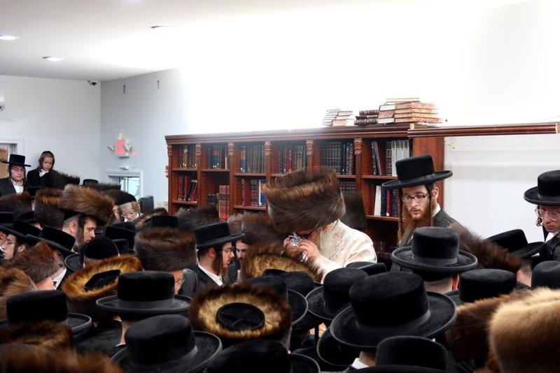 באדיבות המצלם