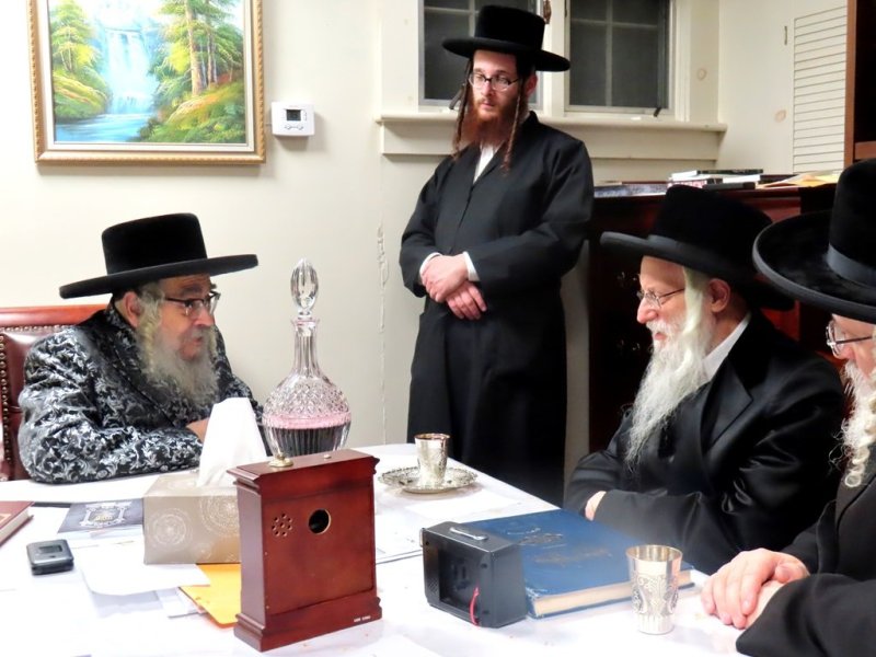 באדיבות המצלם