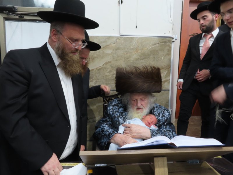 באדיבות המצלם