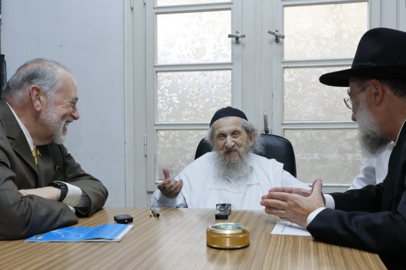 אלעזר פיינשטיין