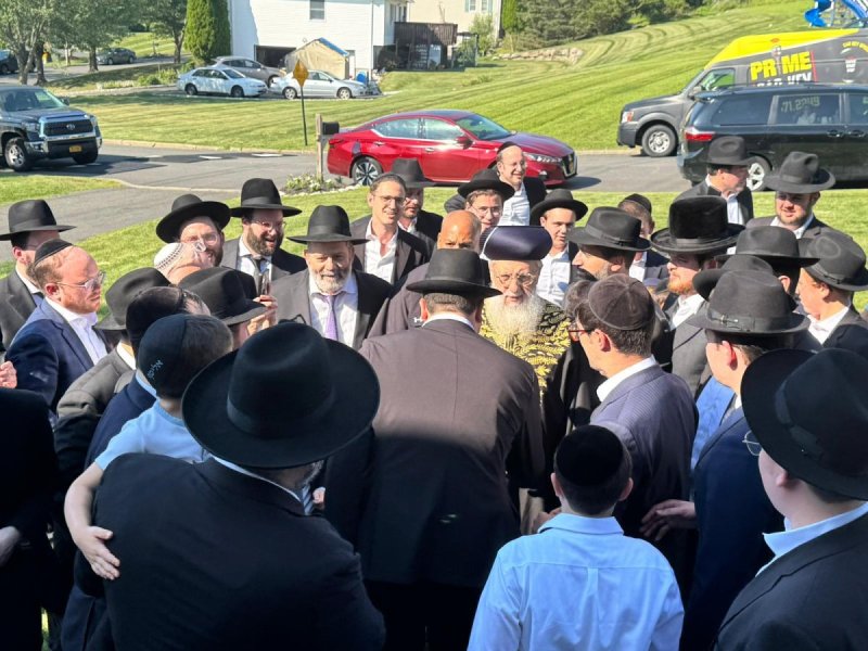 באדיבות המצלם