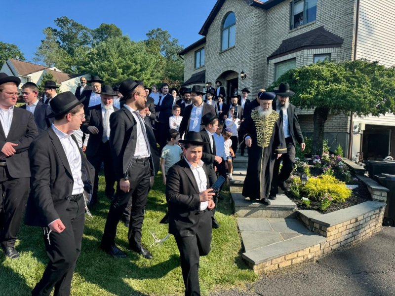 באדיבות המצלם