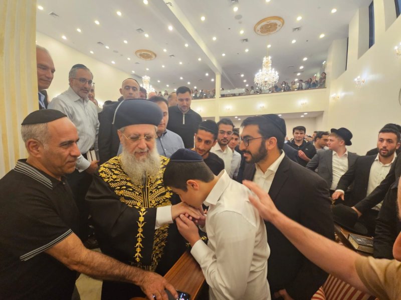 באדיבות המצלם