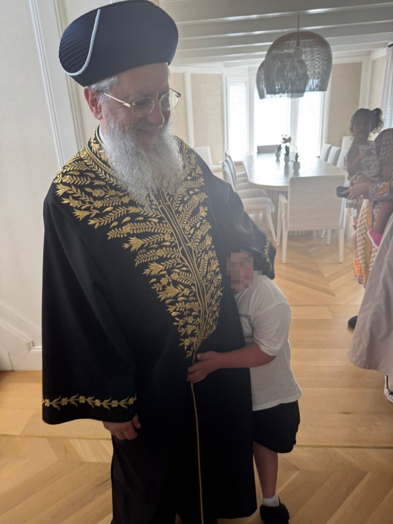 באדיבות המצלם