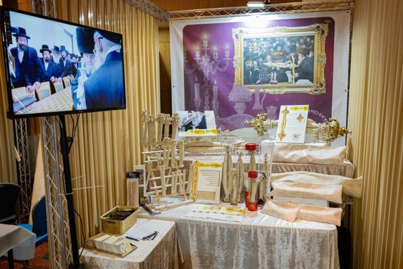 אנשיל בעק וחיים טויטו