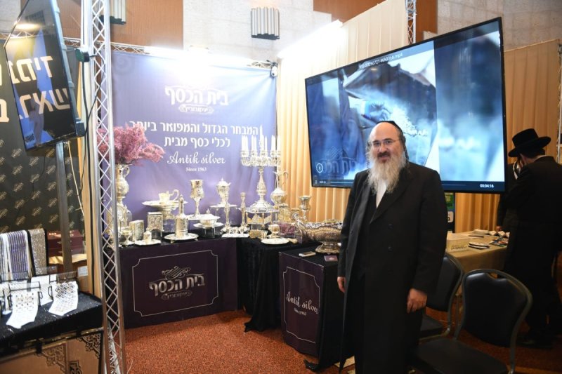 אנשיל בעק וחיים טויטו