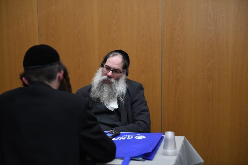 אנשיל בעק וחיים טויטו