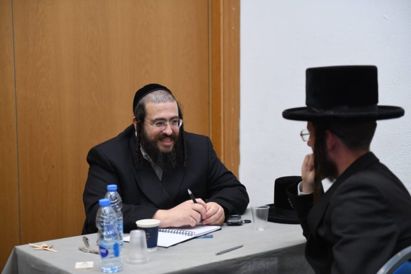 אנשיל בעק וחיים טויטו