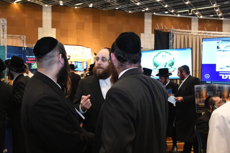 אנשיל בעק וחיים טויטו