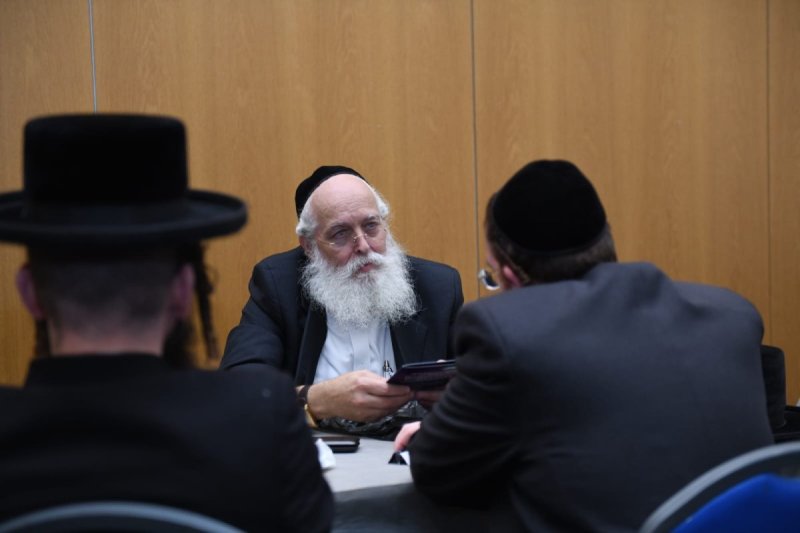 אנשיל בעק וחיים טויטו