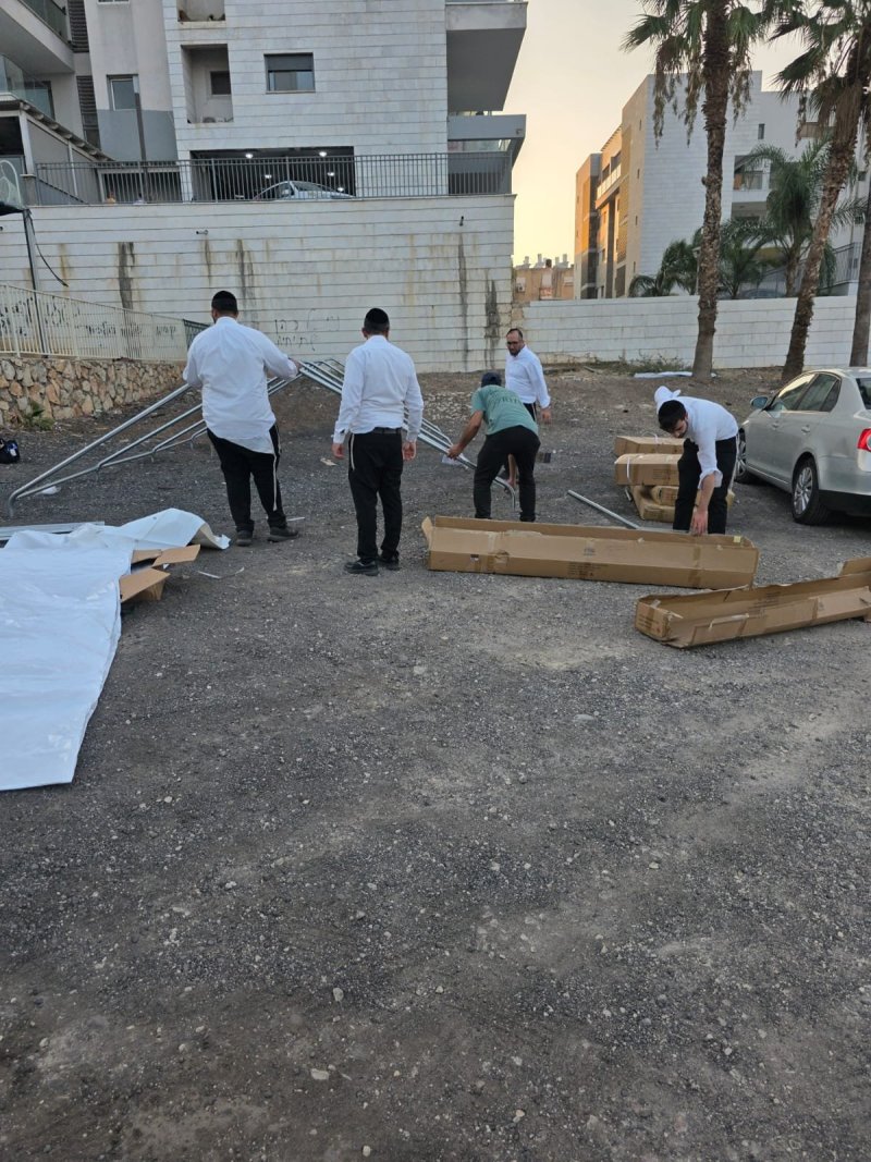 באדיבות המצלם