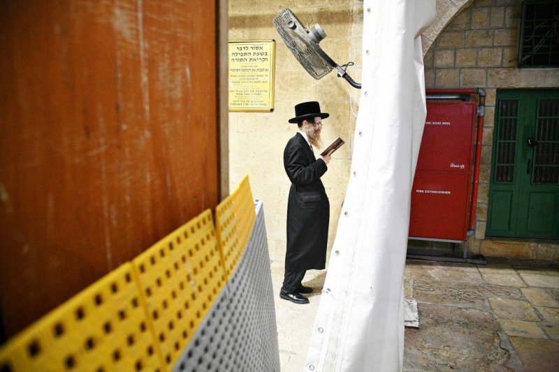 ארי קופרשטוק