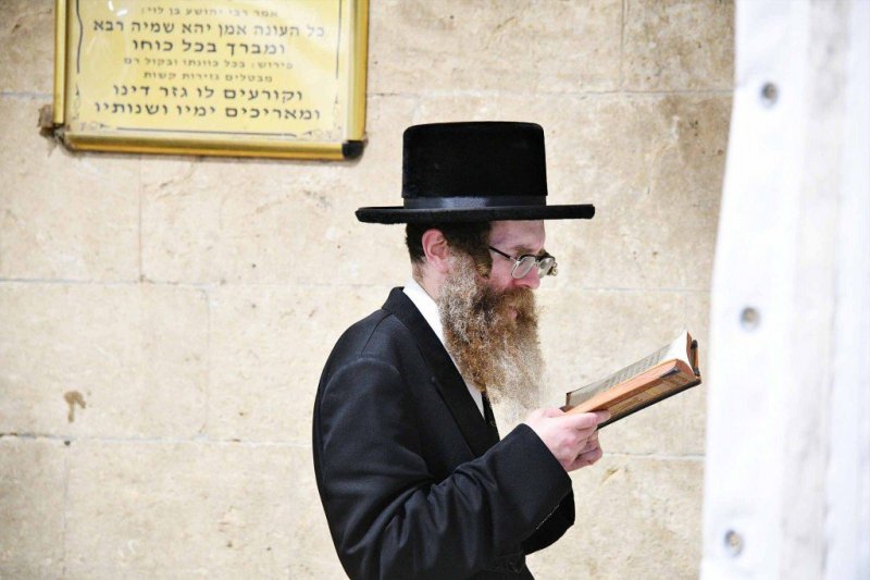 ארי קופרשטוק