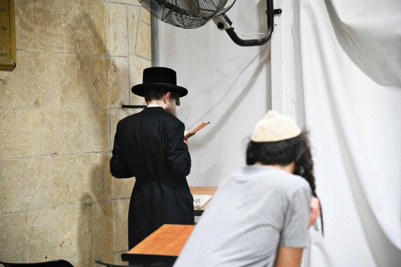 ארי קופרשטוק