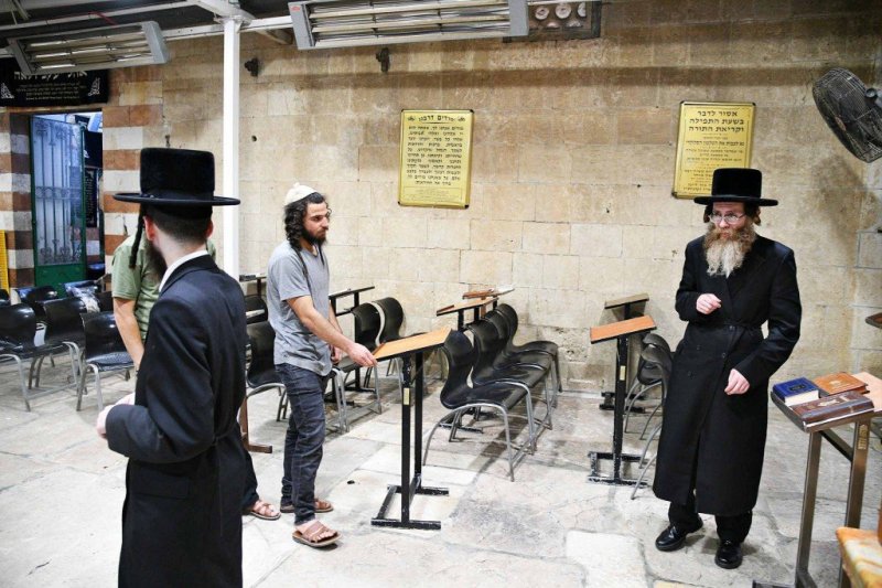 ארי קופרשטוק