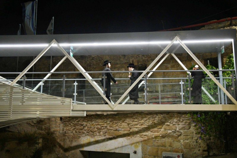 ארי קופרשטוק