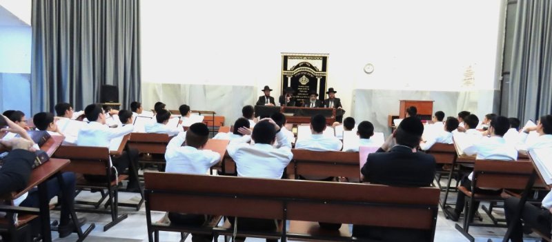 באדיבות המצלם