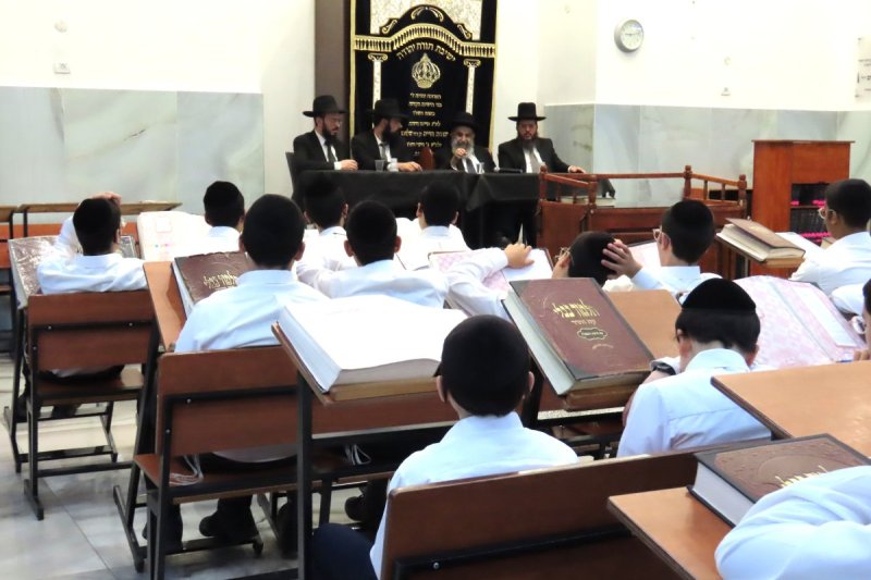 באדיבות המצלם