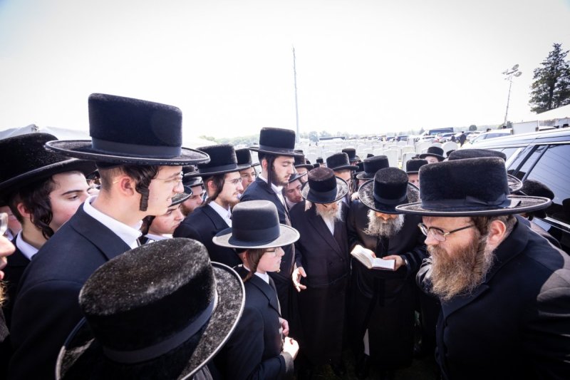 האחים לאנטשעווסקי