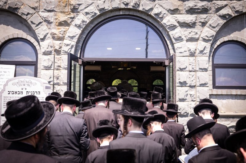 האחים לאנטשעווסקי