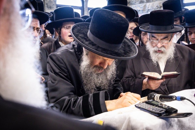 האחים לאנטשעווסקי