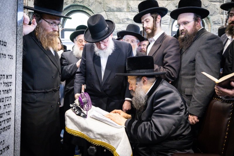 האחים לאנטשעווסקי