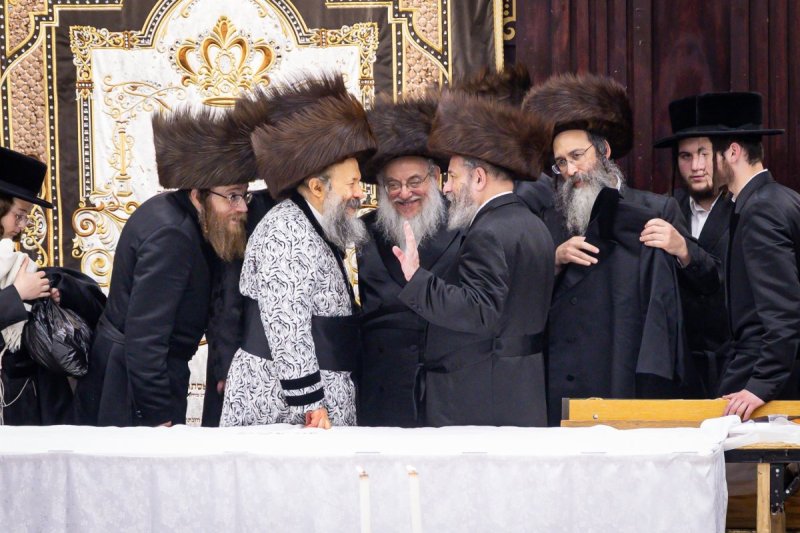 האחים לאנטשעווסקי