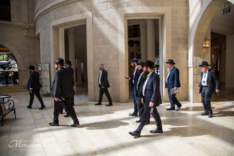 יחצ