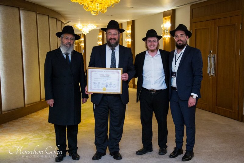 יחצ
