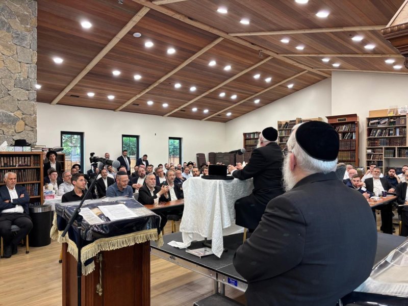 באדיבות המצלם