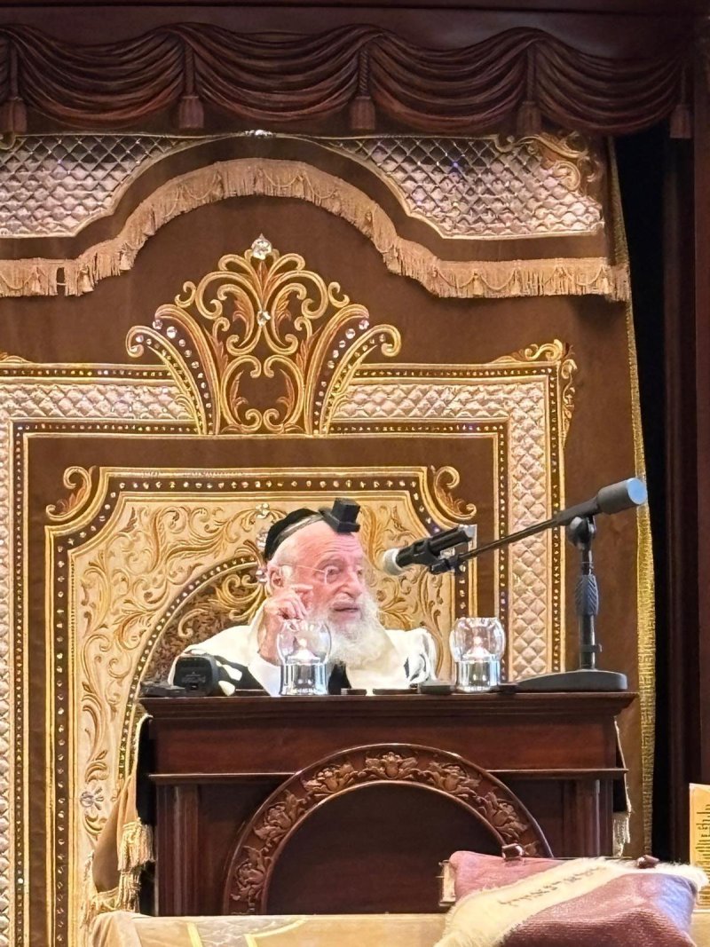 באדיבות המצלם