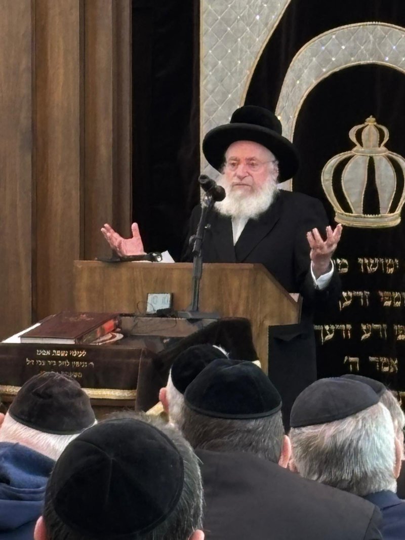 באדיבות המצלם