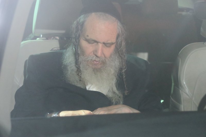 מ. אדלר