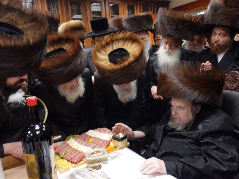 אנשיל בעק וא.מ.ש