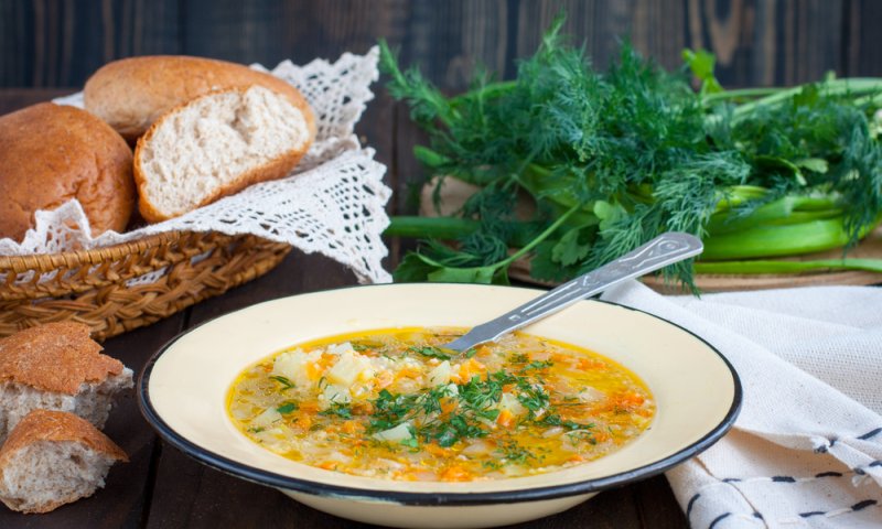 מרק גריסי פנינה &ndash; מרק פשוט לרגעים מאושרים