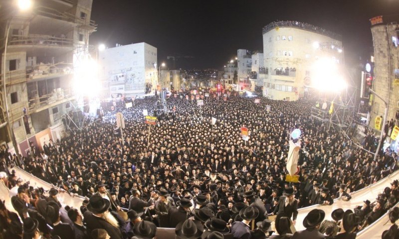 אח של סמוטריץ' מזהיר: החרדים יחברו לשמאל תמורת פטור מגיוס