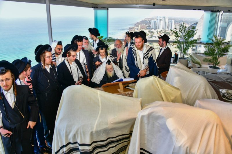 שוקי לרר