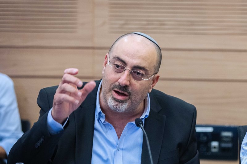אוליביה פיטוסי, פלאש 90