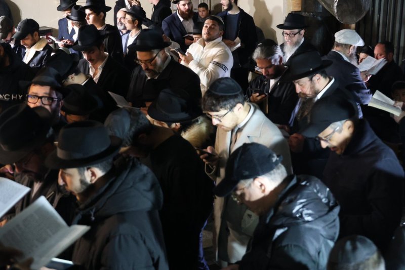 מרדכי לובעצקי