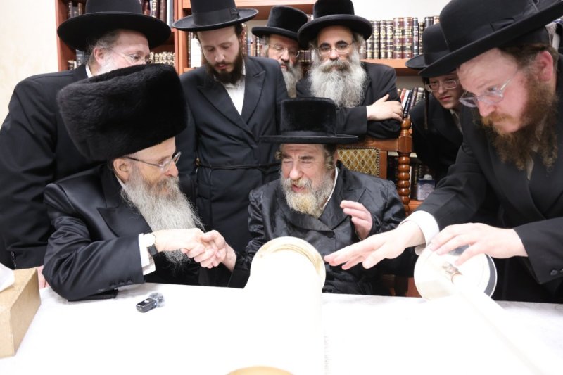 משה גולדשטיין וא. אייזנבאך