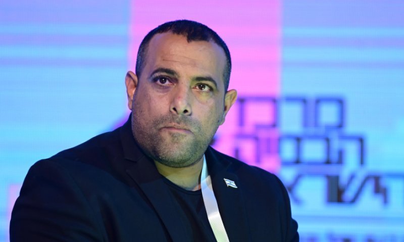 בדרך לקאמבק? אביר קארה במגעים עם בנט וליברמן - וזה הכיוון שאליו הוא נוטה
