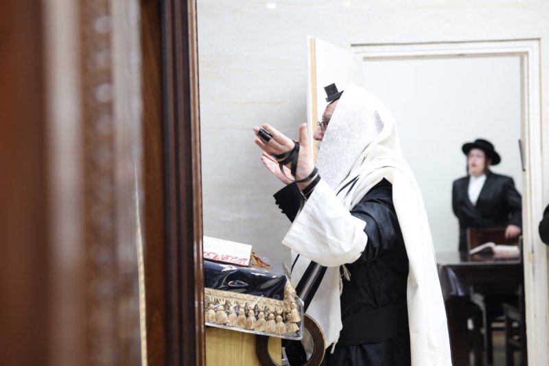 א. אייזנבאך