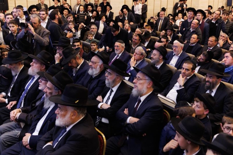 דניאל נפוסי ומאיר זלזניק