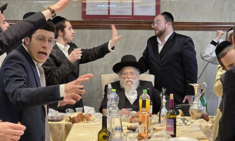 שמחה גדולה עד מאוד: פורים במחיצתו של הגרב"ד אלישיב