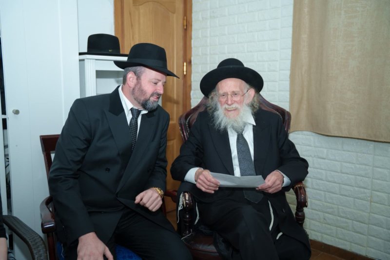 דניאל נפוסי ומאיר זלזניק