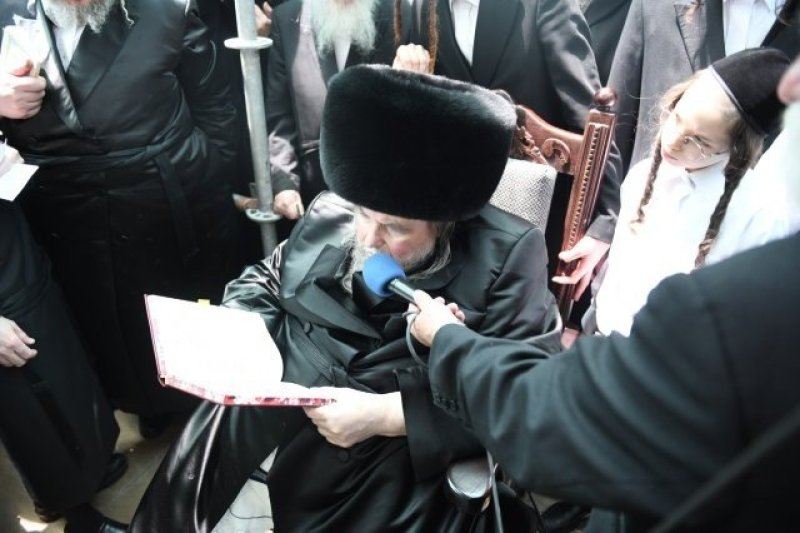 אנשיל בעק וא.מ.ש