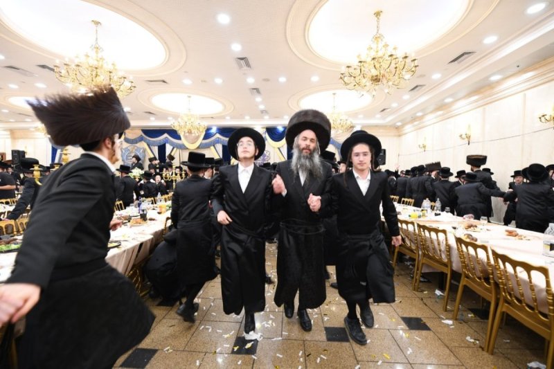 אנשיל בעק