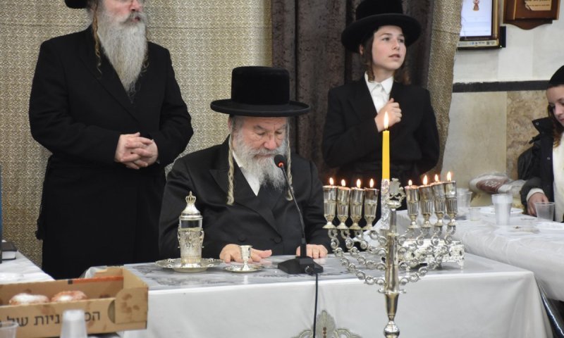 תיעוד מרחוב שד"ל: זאת חנוכה בחצר הקודש אשלג