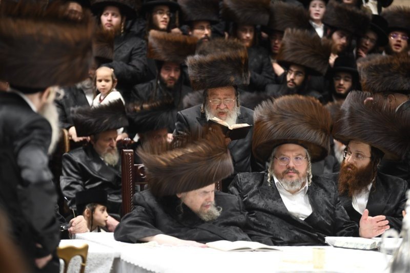 אנשיל בעק וא.מ.ש