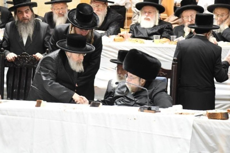 אנשיל בעק וא.מ.ש